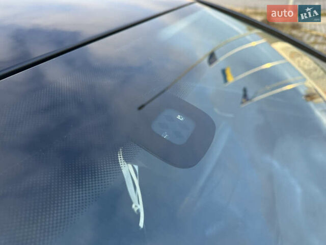 Чорний Фольксваген Пассат, об'ємом двигуна 2 л та пробігом 254 тис. км за 10600 $, фото 15 на Automoto.ua