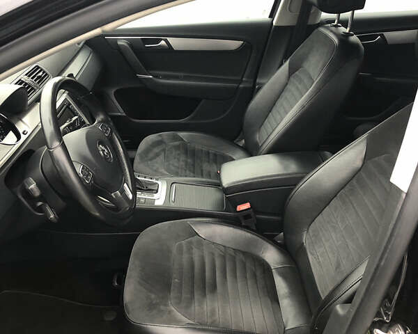 Чорний Фольксваген Пассат, об'ємом двигуна 2 л та пробігом 224 тис. км за 12500 $, фото 16 на Automoto.ua