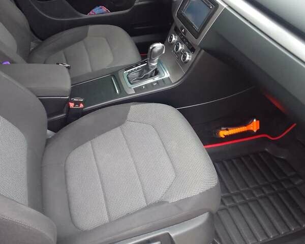 Черный Фольксваген Пассат, объемом двигателя 1.4 л и пробегом 254 тыс. км за 8600 $, фото 8 на Automoto.ua