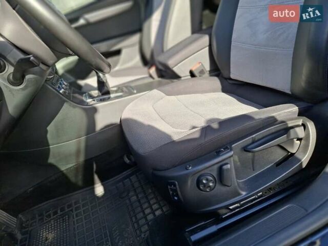 Черный Фольксваген Пассат, объемом двигателя 1.97 л и пробегом 217 тыс. км за 10500 $, фото 19 на Automoto.ua