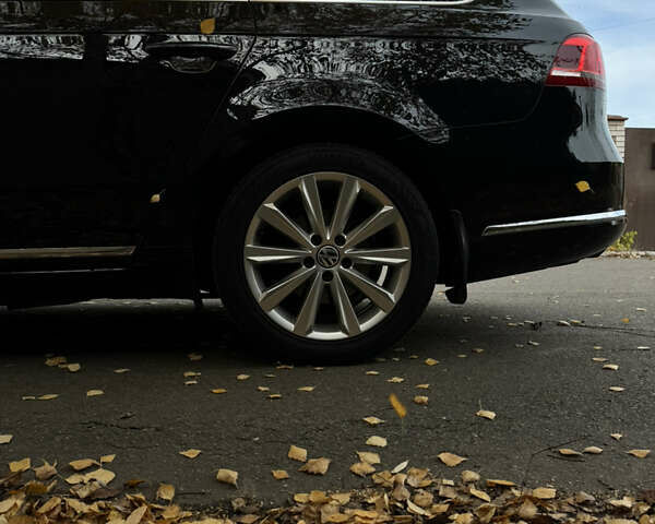 Чорний Фольксваген Пассат, об'ємом двигуна 1.97 л та пробігом 336 тис. км за 11000 $, фото 18 на Automoto.ua