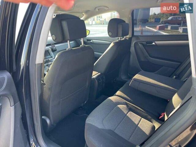 Черный Фольксваген Пассат, объемом двигателя 0 л и пробегом 197 тыс. км за 10700 $, фото 23 на Automoto.ua