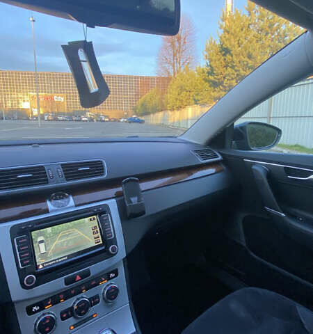 Черный Фольксваген Пассат, объемом двигателя 2 л и пробегом 213 тыс. км за 13500 $, фото 20 на Automoto.ua