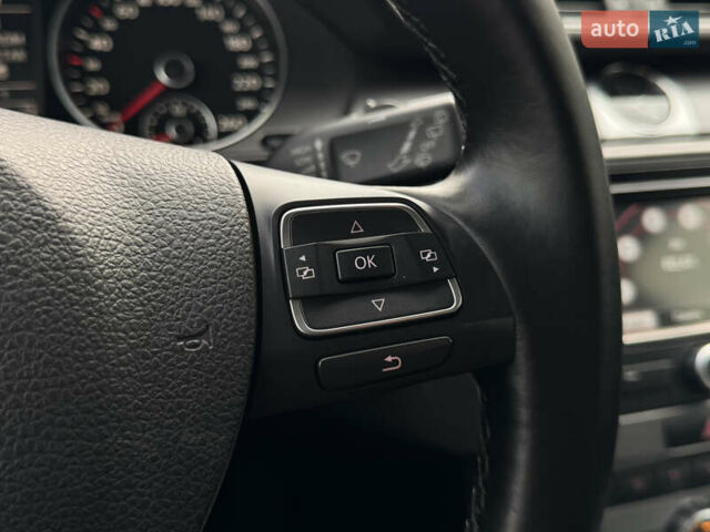 Чорний Фольксваген Пассат, об'ємом двигуна 2 л та пробігом 231 тис. км за 12500 $, фото 45 на Automoto.ua