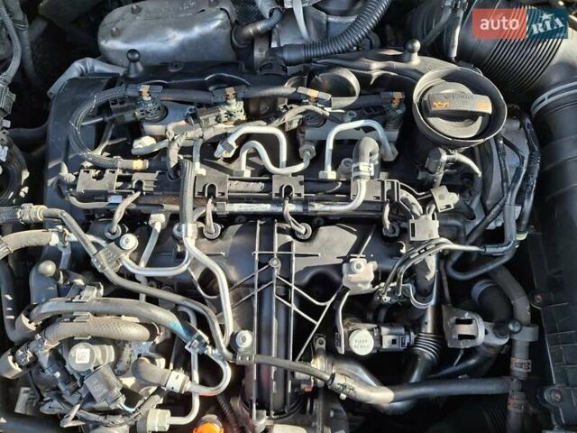 Черный Фольксваген Пассат, объемом двигателя 1.97 л и пробегом 217 тыс. км за 10500 $, фото 17 на Automoto.ua