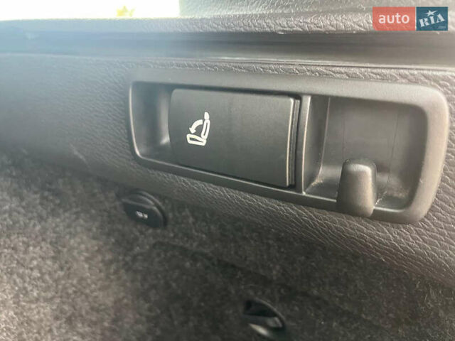 Черный Фольксваген Пассат, объемом двигателя 2 л и пробегом 359 тыс. км за 10700 $, фото 15 на Automoto.ua