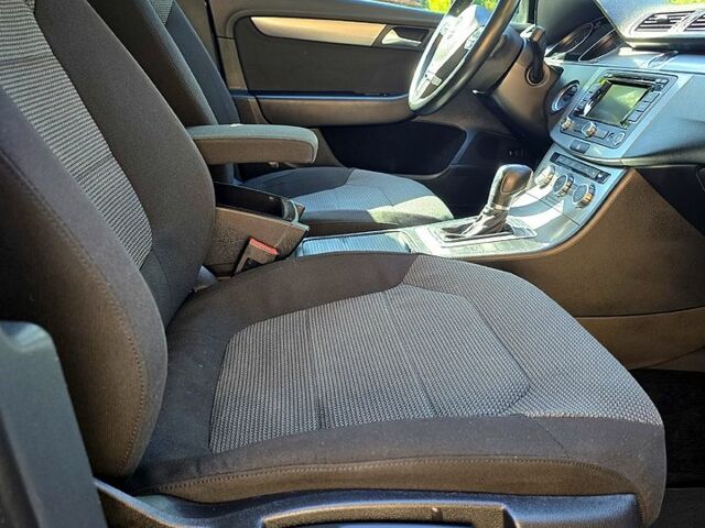 Чорний Фольксваген Пассат, об'ємом двигуна 1.8 л та пробігом 190 тис. км за 11300 $, фото 8 на Automoto.ua