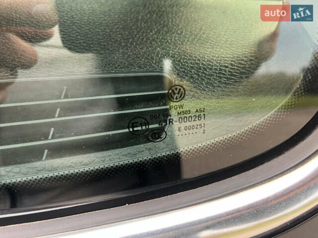 Черный Фольксваген Пассат, объемом двигателя 2 л и пробегом 359 тыс. км за 10700 $, фото 19 на Automoto.ua