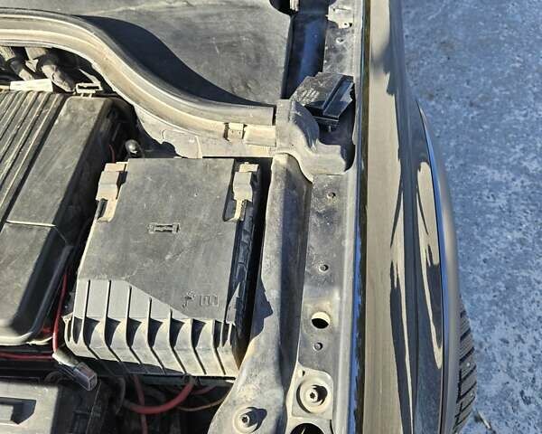 Черный Фольксваген Пассат, объемом двигателя 2 л и пробегом 289 тыс. км за 13700 $, фото 112 на Automoto.ua