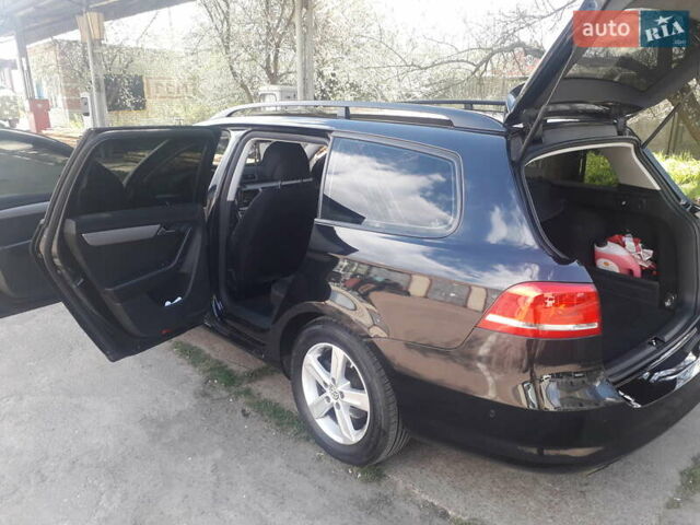 Чорний Фольксваген Пассат, об'ємом двигуна 2 л та пробігом 276 тис. км за 11300 $, фото 13 на Automoto.ua