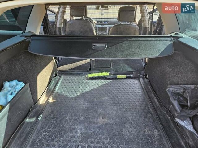 Черный Фольксваген Пассат, объемом двигателя 2 л и пробегом 289 тыс. км за 13700 $, фото 105 на Automoto.ua