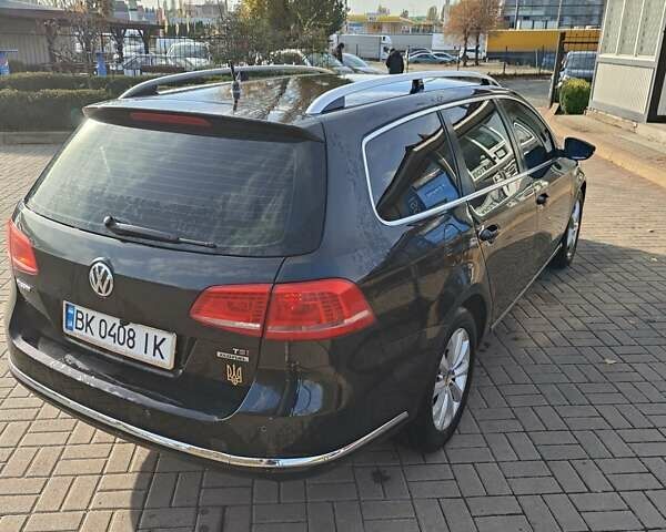 Черный Фольксваген Пассат, объемом двигателя 1.39 л и пробегом 300 тыс. км за 8000 $, фото 6 на Automoto.ua
