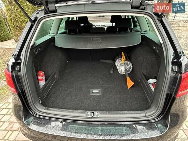 Черный Фольксваген Пассат, объемом двигателя 1.6 л и пробегом 320 тыс. км за 10000 $, фото 5 на Automoto.ua