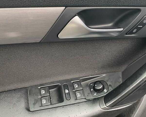 Фольксваген Пассат 2012 у Маневичах на Automoto.ua Чорний Фольксваген Пассат, об'ємом двигуна 2 л та пробігом 287 тис. км за 10700 $, фото 1 на Automoto.ua