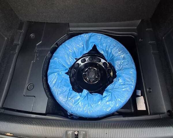 Черный Фольксваген Пассат, объемом двигателя 1.97 л и пробегом 217 тыс. км за 10500 $, фото 1 на Automoto.ua