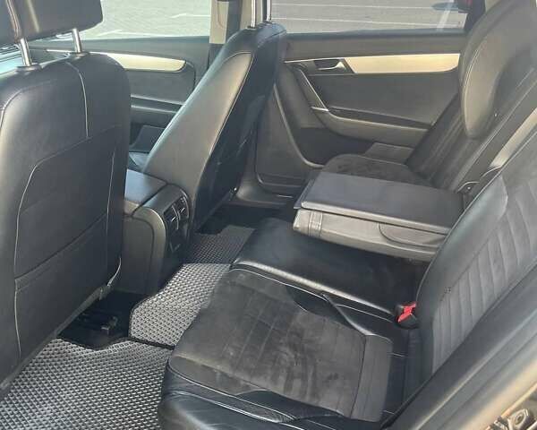 Черный Фольксваген Пассат, объемом двигателя 2 л и пробегом 297 тыс. км за 13000 $, фото 13 на Automoto.ua