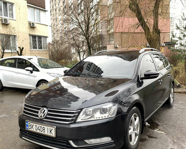 Черный Фольксваген Пассат, объемом двигателя 1.4 л и пробегом 325 тыс. км за 5999 $, фото 5 на Automoto.ua