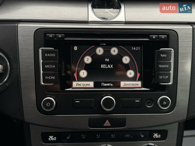 Чорний Фольксваген Пассат, об'ємом двигуна 2 л та пробігом 231 тис. км за 12500 $, фото 50 на Automoto.ua