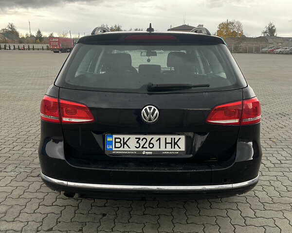 Черный Фольксваген Пассат, объемом двигателя 1.6 л и пробегом 279 тыс. км за 8500 $, фото 1 на Automoto.ua