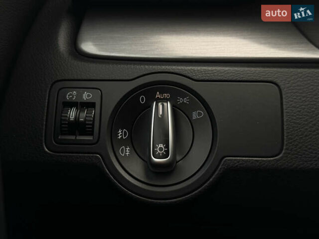 Чорний Фольксваген Пассат, об'ємом двигуна 2 л та пробігом 231 тис. км за 12500 $, фото 47 на Automoto.ua