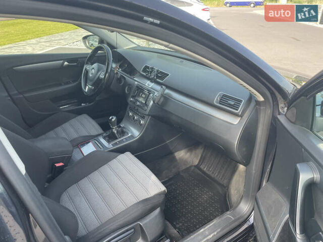 Черный Фольксваген Пассат, объемом двигателя 1.97 л и пробегом 260 тыс. км за 9000 $, фото 19 на Automoto.ua