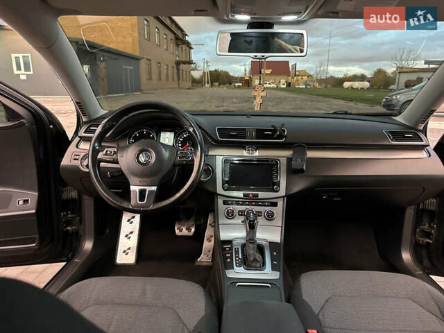 Черный Фольксваген Пассат, объемом двигателя 1.97 л и пробегом 321 тыс. км за 9800 $, фото 6 на Automoto.ua