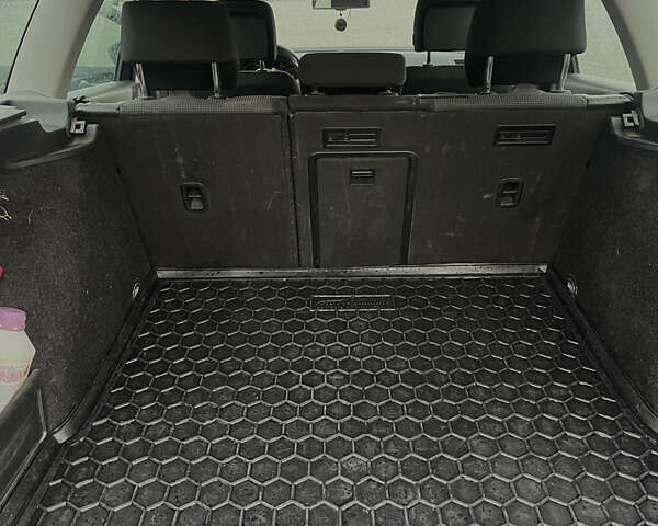 Черный Фольксваген Пассат, объемом двигателя 1.6 л и пробегом 279 тыс. км за 8500 $, фото 19 на Automoto.ua