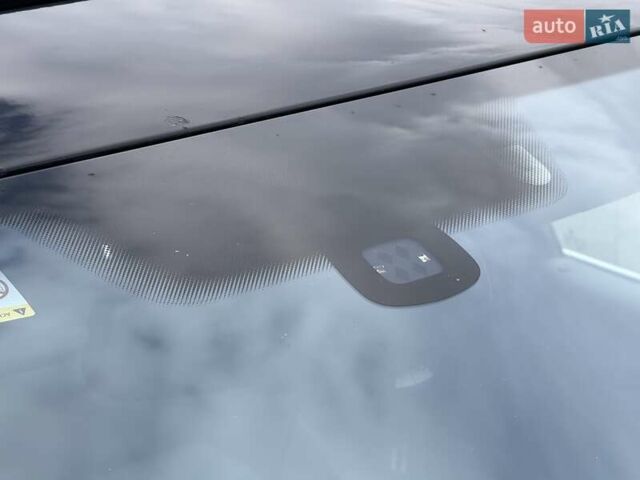 Черный Фольксваген Пассат, объемом двигателя 2 л и пробегом 265 тыс. км за 13500 $, фото 17 на Automoto.ua