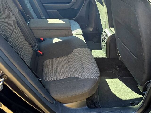 Чорний Фольксваген Пассат, об'ємом двигуна 1.8 л та пробігом 190 тис. км за 11300 $, фото 7 на Automoto.ua