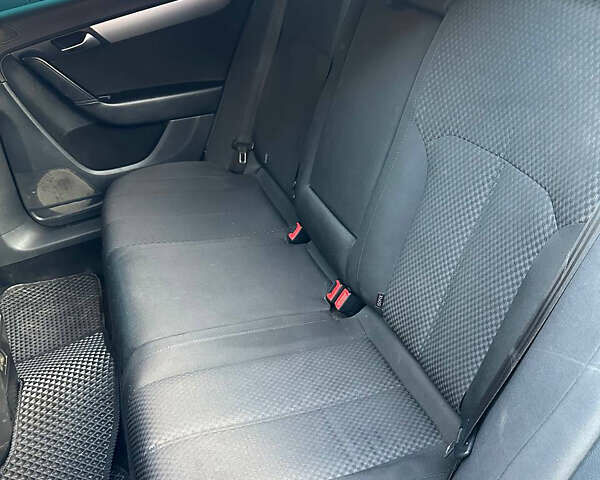 Черный Фольксваген Пассат, объемом двигателя 2 л и пробегом 315 тыс. км за 8900 $, фото 3 на Automoto.ua