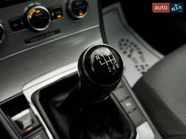 Чорний Фольксваген Пассат, об'ємом двигуна 2 л та пробігом 231 тис. км за 12500 $, фото 58 на Automoto.ua