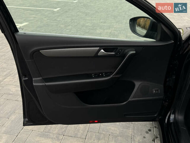 Чорний Фольксваген Пассат, об'ємом двигуна 2 л та пробігом 231 тис. км за 12500 $, фото 15 на Automoto.ua