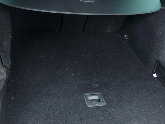 Черный Фольксваген Пассат, объемом двигателя 1.4 л и пробегом 243 тыс. км за 9000 $, фото 7 на Automoto.ua