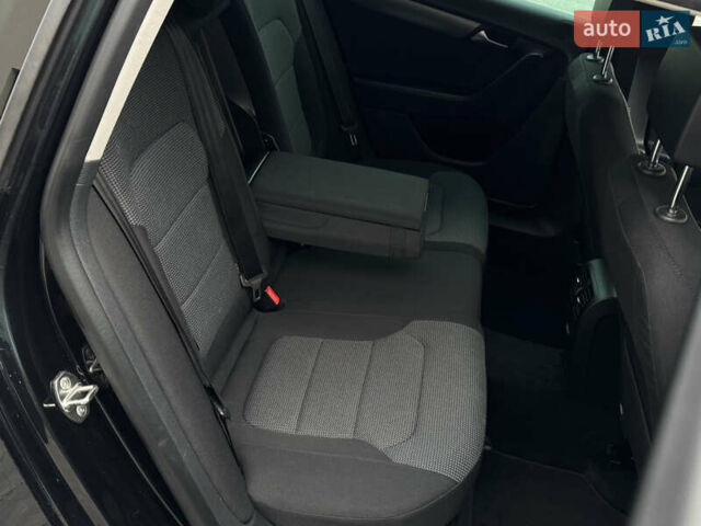 Чорний Фольксваген Пассат, об'ємом двигуна 2 л та пробігом 231 тис. км за 12500 $, фото 30 на Automoto.ua