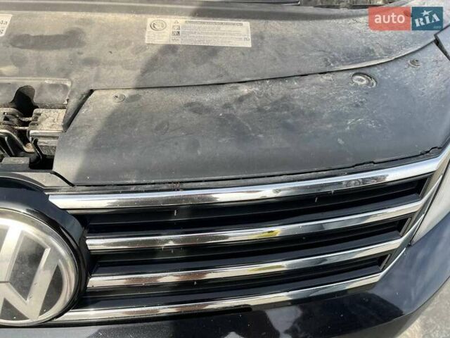 Чорний Фольксваген Пассат, об'ємом двигуна 1.97 л та пробігом 294 тис. км за 13000 $, фото 34 на Automoto.ua
