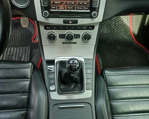 Черный Фольксваген Пассат, объемом двигателя 2 л и пробегом 277 тыс. км за 13000 $, фото 13 на Automoto.ua