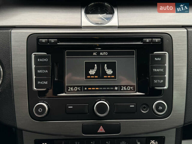 Чорний Фольксваген Пассат, об'ємом двигуна 2 л та пробігом 231 тис. км за 12500 $, фото 55 на Automoto.ua