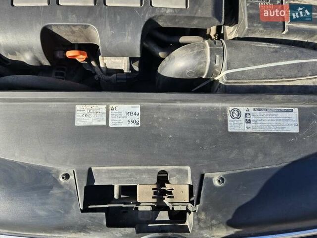 Черный Фольксваген Пассат, объемом двигателя 2 л и пробегом 289 тыс. км за 13700 $, фото 43 на Automoto.ua