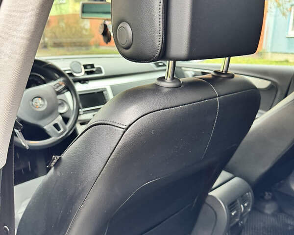 Чорний Фольксваген Пассат, об'ємом двигуна 1.97 л та пробігом 333 тис. км за 10500 $, фото 29 на Automoto.ua