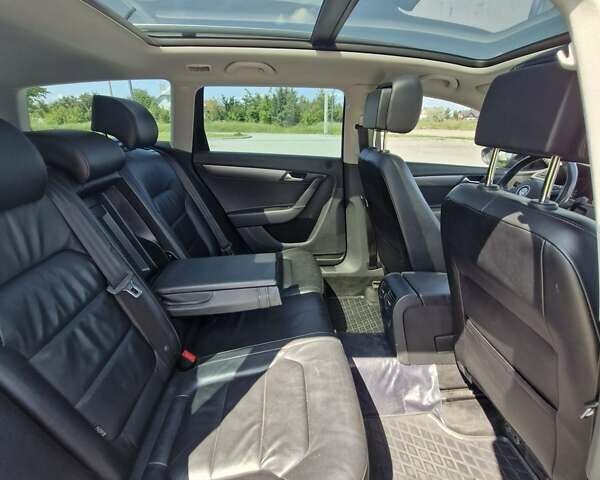 Черный Фольксваген Пассат, объемом двигателя 1.6 л и пробегом 295 тыс. км за 10299 $, фото 13 на Automoto.ua