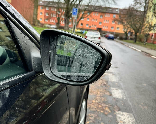 Чорний Фольксваген Пассат, об'ємом двигуна 1.97 л та пробігом 333 тис. км за 10500 $, фото 7 на Automoto.ua