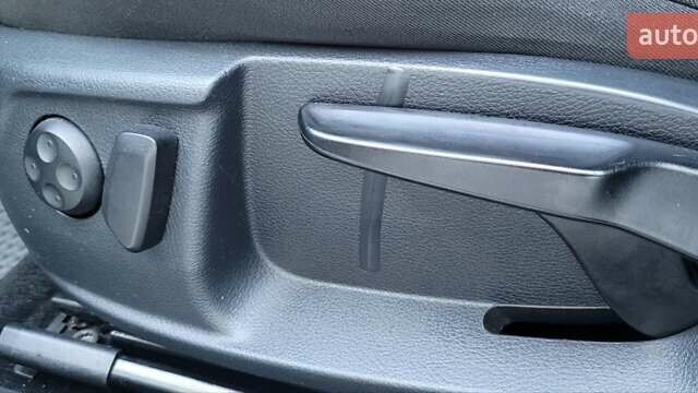 Чорний Фольксваген Пассат, об'ємом двигуна 2 л та пробігом 236 тис. км за 12900 $, фото 14 на Automoto.ua