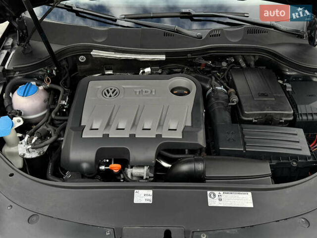 Чорний Фольксваген Пассат, об'ємом двигуна 2 л та пробігом 231 тис. км за 12500 $, фото 72 на Automoto.ua