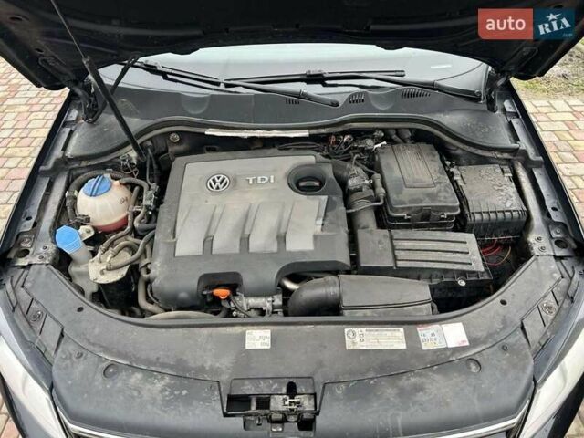 Черный Фольксваген Пассат, объемом двигателя 1.6 л и пробегом 320 тыс. км за 10000 $, фото 4 на Automoto.ua