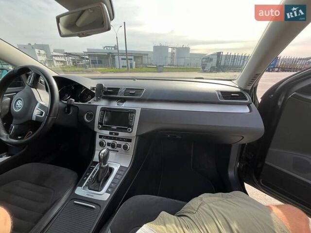 Чорний Фольксваген Пассат, об'ємом двигуна 1.97 л та пробігом 294 тис. км за 13000 $, фото 45 на Automoto.ua