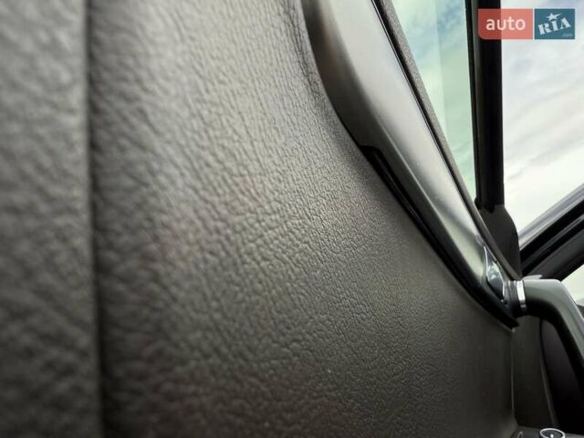 Черный Фольксваген Пассат, объемом двигателя 2 л и пробегом 265 тыс. км за 13500 $, фото 41 на Automoto.ua