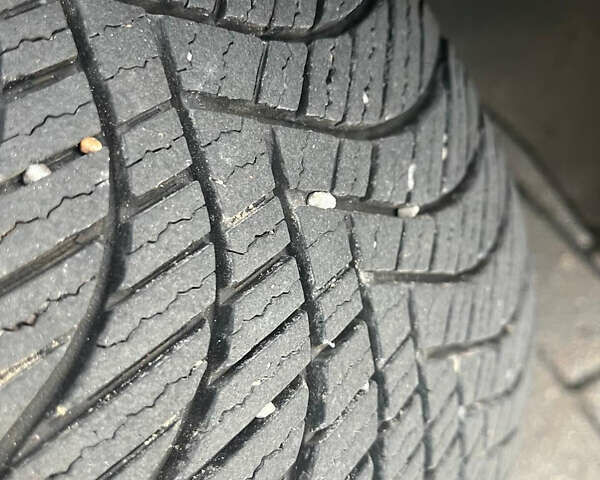 Черный Фольксваген Пассат, объемом двигателя 2 л и пробегом 359 тыс. км за 10700 $, фото 17 на Automoto.ua