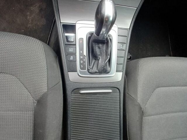 Черный Фольксваген Пассат, объемом двигателя 2 л и пробегом 350 тыс. км за 5000 $, фото 6 на Automoto.ua