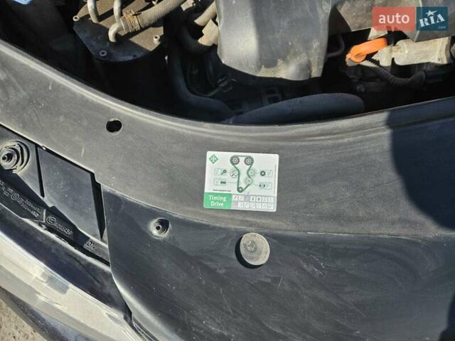 Черный Фольксваген Пассат, объемом двигателя 2 л и пробегом 289 тыс. км за 13700 $, фото 108 на Automoto.ua