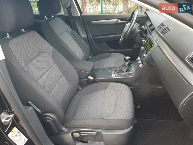 Черный Фольксваген Пассат, объемом двигателя 1.8 л и пробегом 165 тыс. км за 10799 $, фото 60 на Automoto.ua